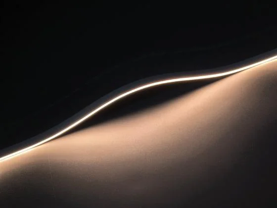 StrongLumio LED pásek neon 4x10 mm 24V 9,6W (168 LED/m) IP67 bílá teplá Cenová Bomba