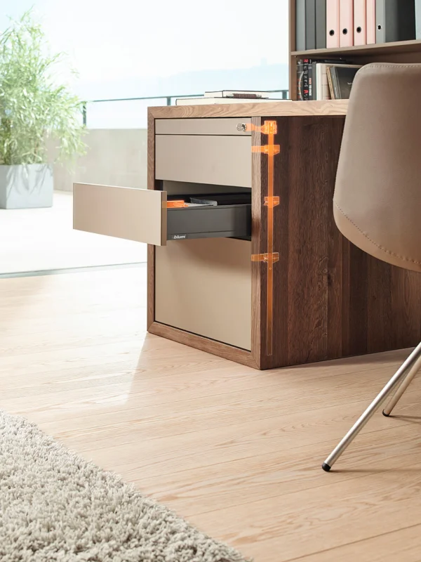 Zlevněný K-BLUM Cabloxx 800 mm/5 hedvábně bílý