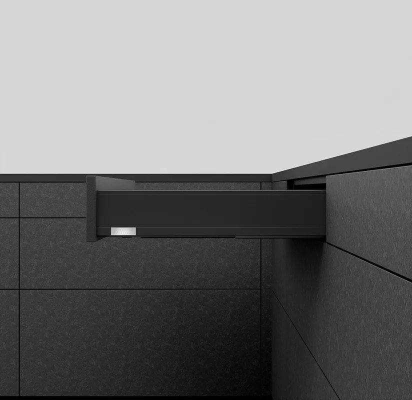 Víkendová Akce K-BLUM Legrabox, zásuvka M 650mm/70kg, Tip-on, černá, vnitřní