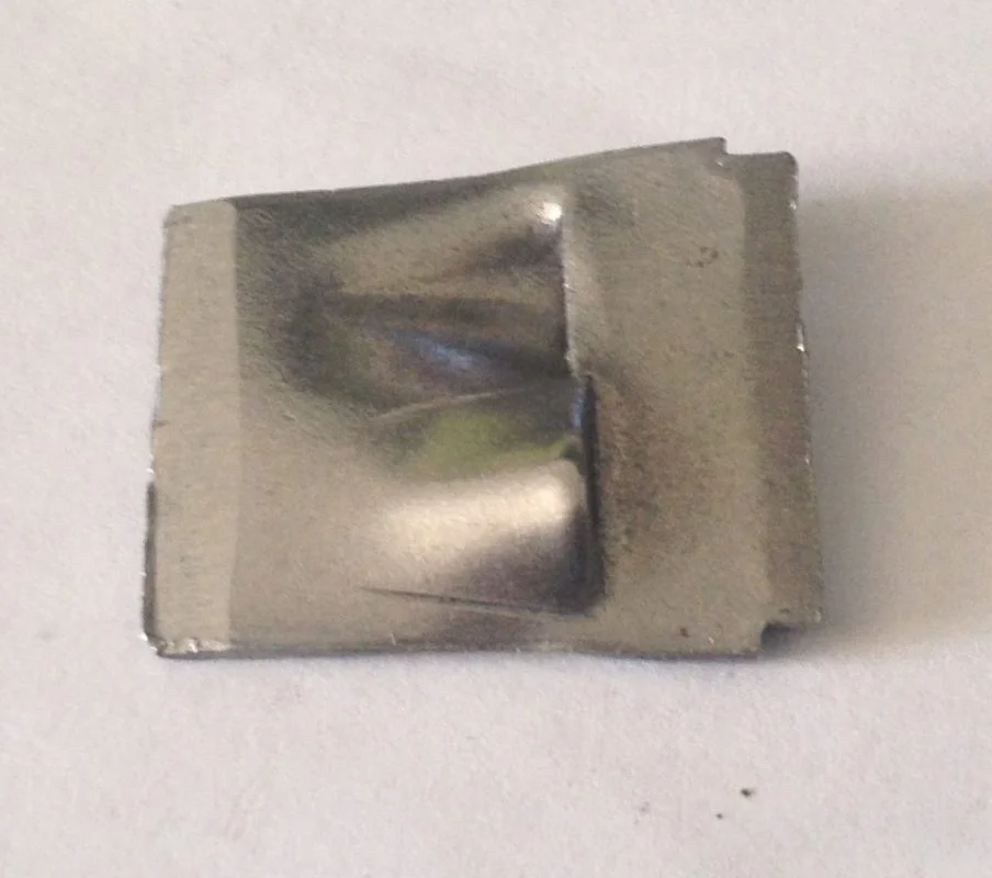 Tovární Cena Bezpečnostní zatloukací klínek do sekery, většího kladiva, 26x30x2 mm