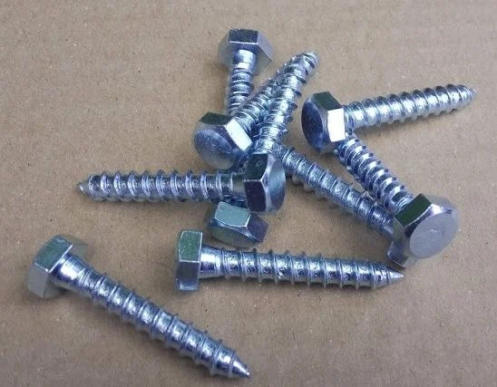 Vrut / šroub do dřeva se šestihrannou hlavou 8X130mm - DIN 571, bílý zinek Nová Kolekce