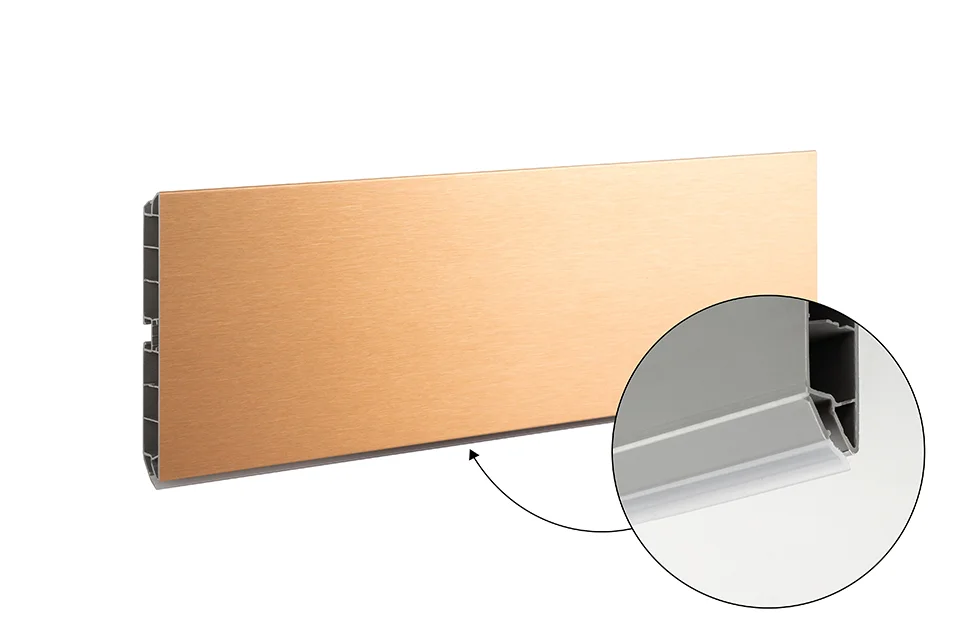 Aktuální SCILM sokl 120mm 4m měď broušená