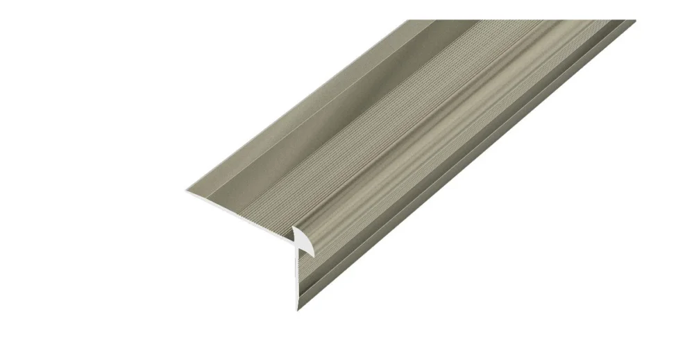 AP44/1 schodová lišta vrtaná, hliník elox titan, 20x42 mm, 2,7 m, pro tl: 5 mm Ihned K Objednání