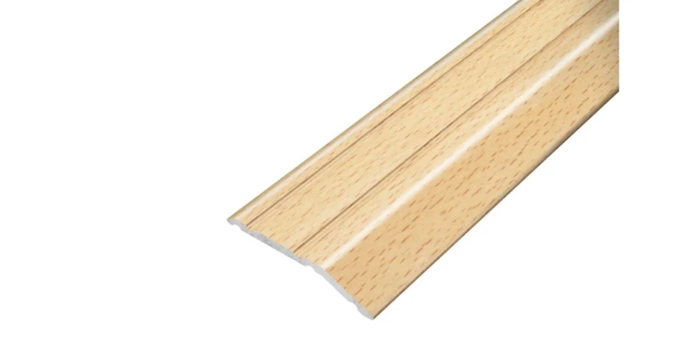 AP6 nájezdová lišta samolepící B, hliník+fólie buk, v: 8,5 mm, d: 0,9 m Odeslání Ihned