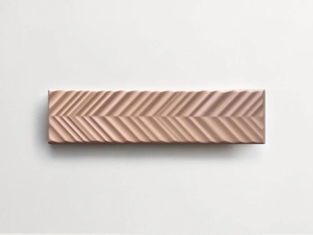 Sezónní Sleva Elios Dust Blush Chevron Soft lososové reliéfní obklady 5x20 mat