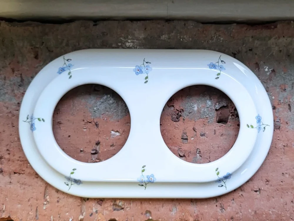 Autentický Da Vinci Pomněnka A2 – porcelánový dvojrámeček – sítotisk, 10x17,1