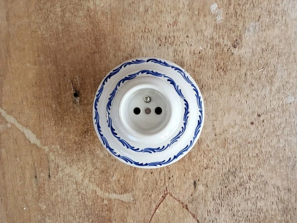Sleva Da Vinci Modrá vlnka B – porcelánová zásuvka – ručně malovaná, 10x10