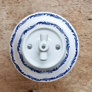 Akční Nabídka Da Vinci Modrá vlnka B – otočný porcelánový vypínač, řazení 7 – ručně malovaný, 10x10