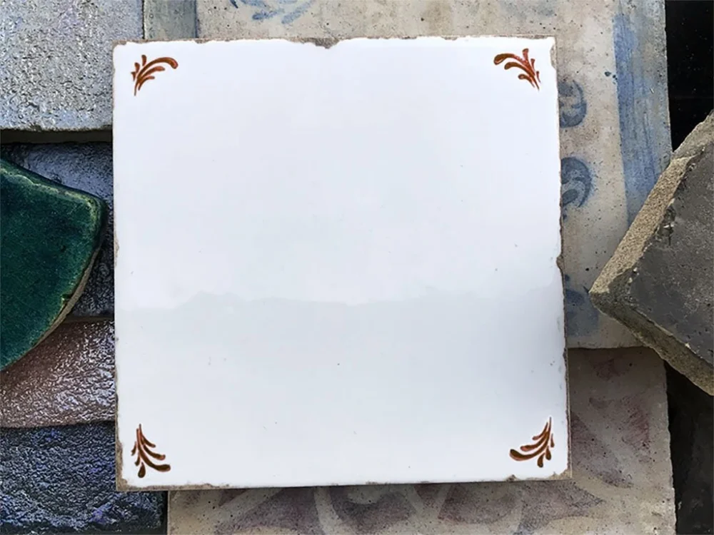 Da Vinci Forli Hnědá vlnka v rozích ručně malované obklady 15x15 lesk M Cenově Výhodný