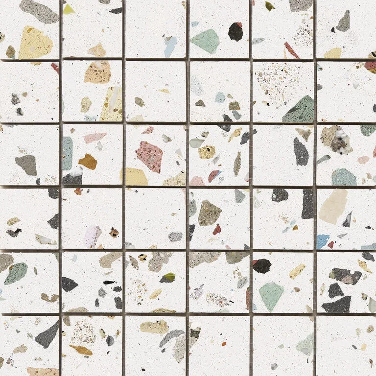Pouze Dnes Mozaika jako terrazzo Cifre Gemstone Mosaico White Pulido 30x30